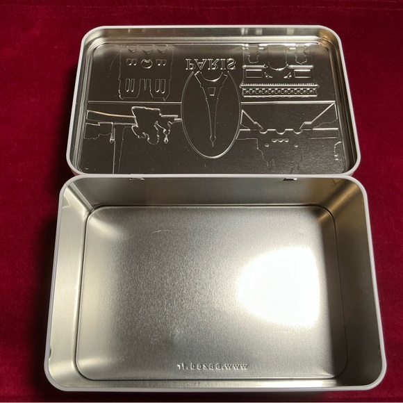 Collectible Metal Box Raised Relief Color Images of 5 Paris Landmarks Hinged Lid - Picture 2 of 11